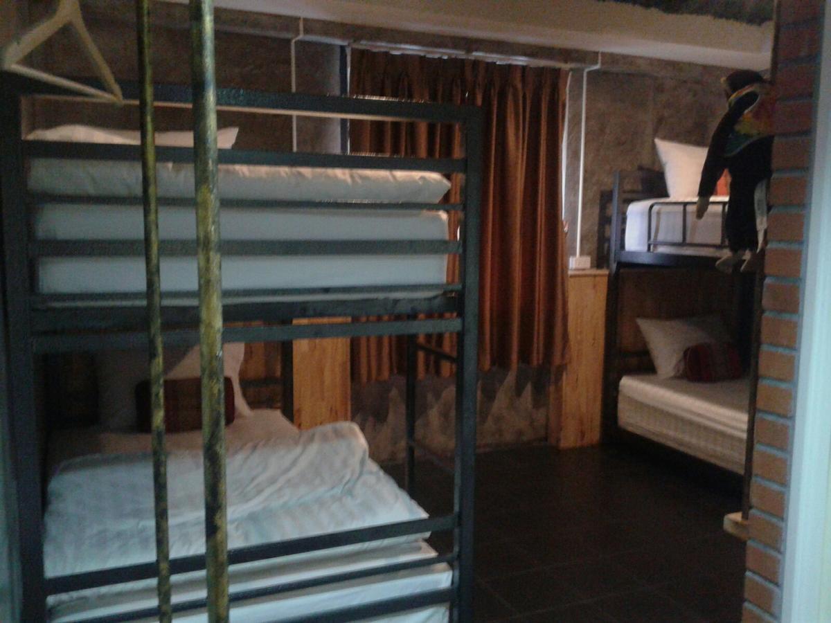 King Kong Hostel At Krabi ภายนอก รูปภาพ